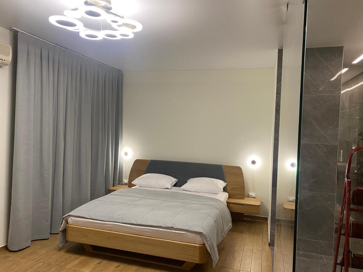 Едем Hotel Berezhany Eksteriør billede