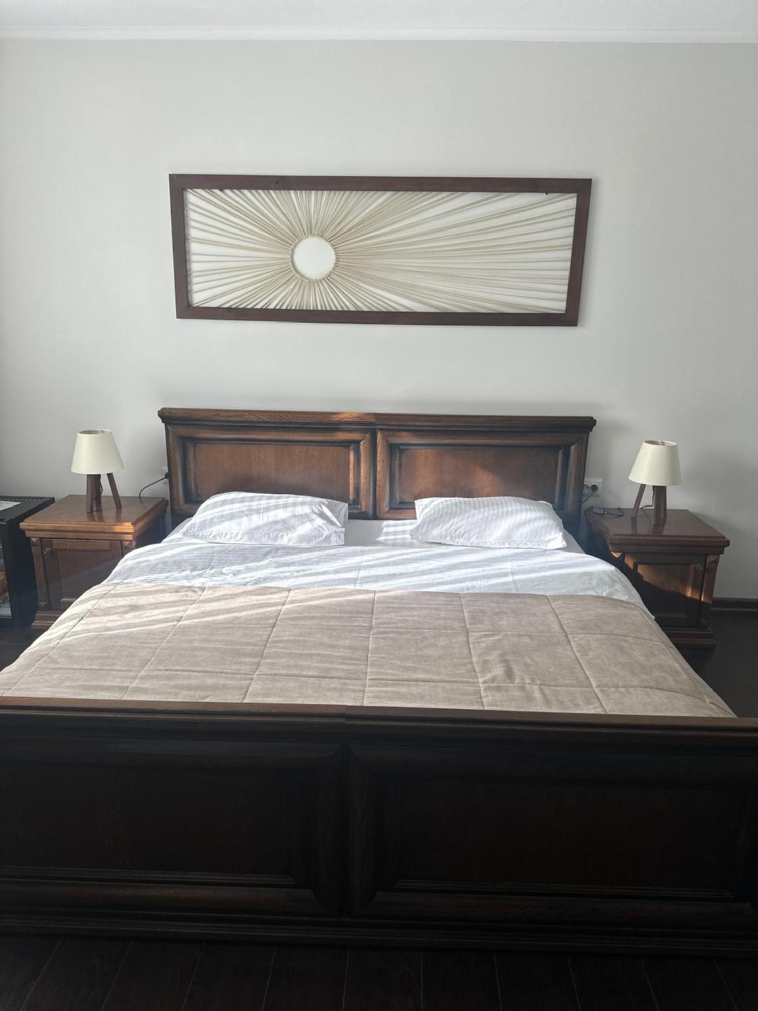 Едем Hotel Berezhany Eksteriør billede