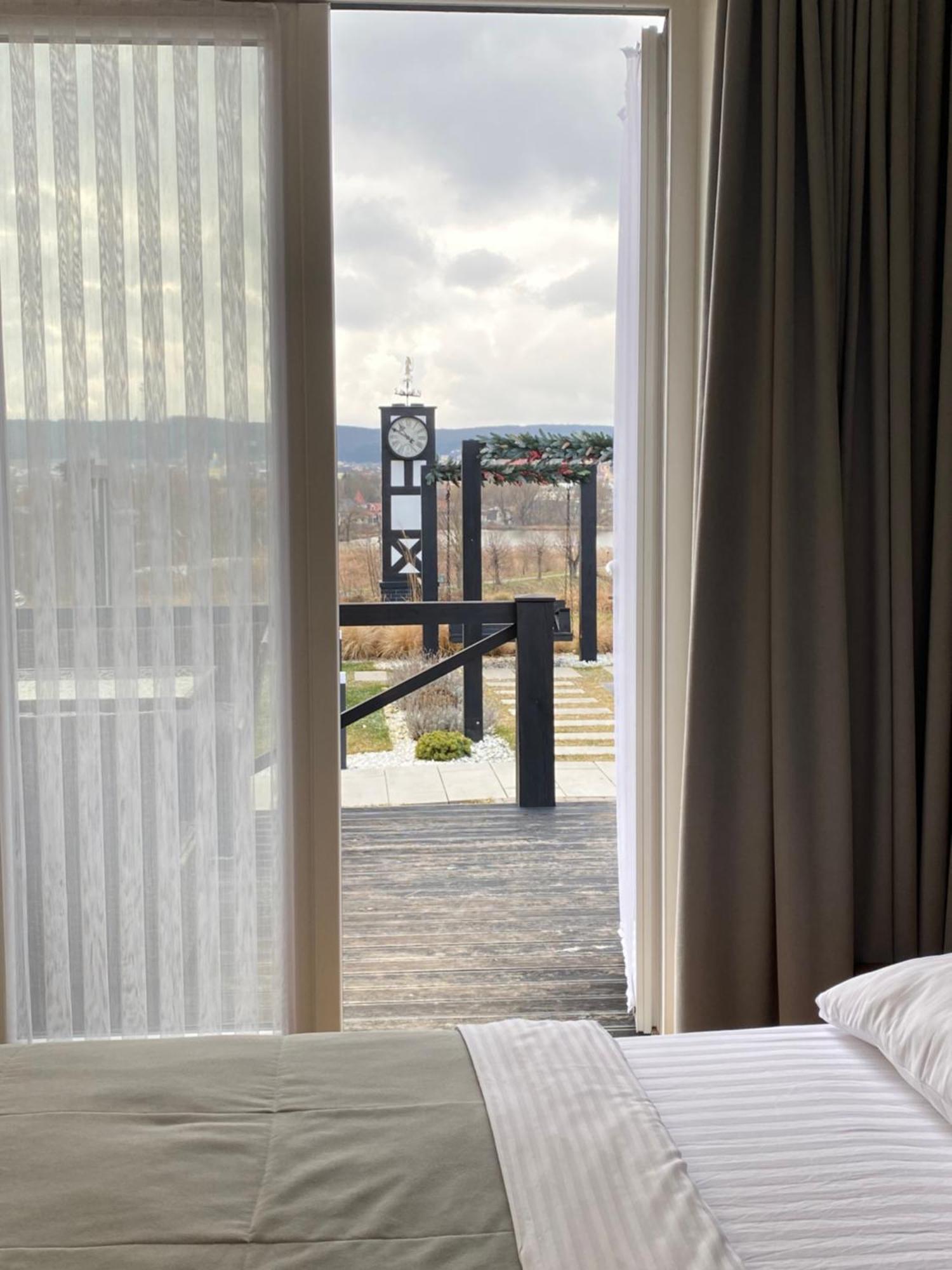 Едем Hotel Berezhany Eksteriør billede