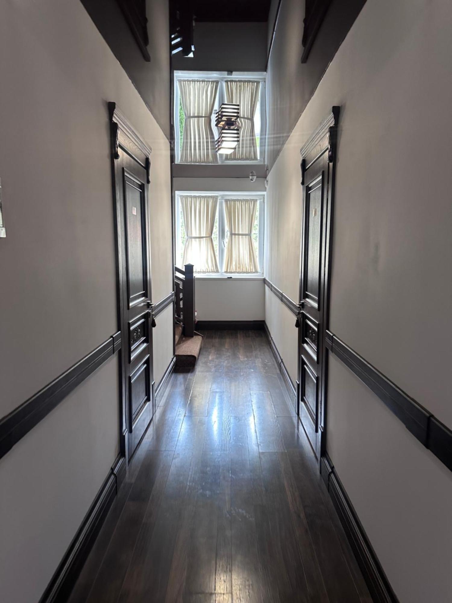 Едем Hotel Berezhany Eksteriør billede