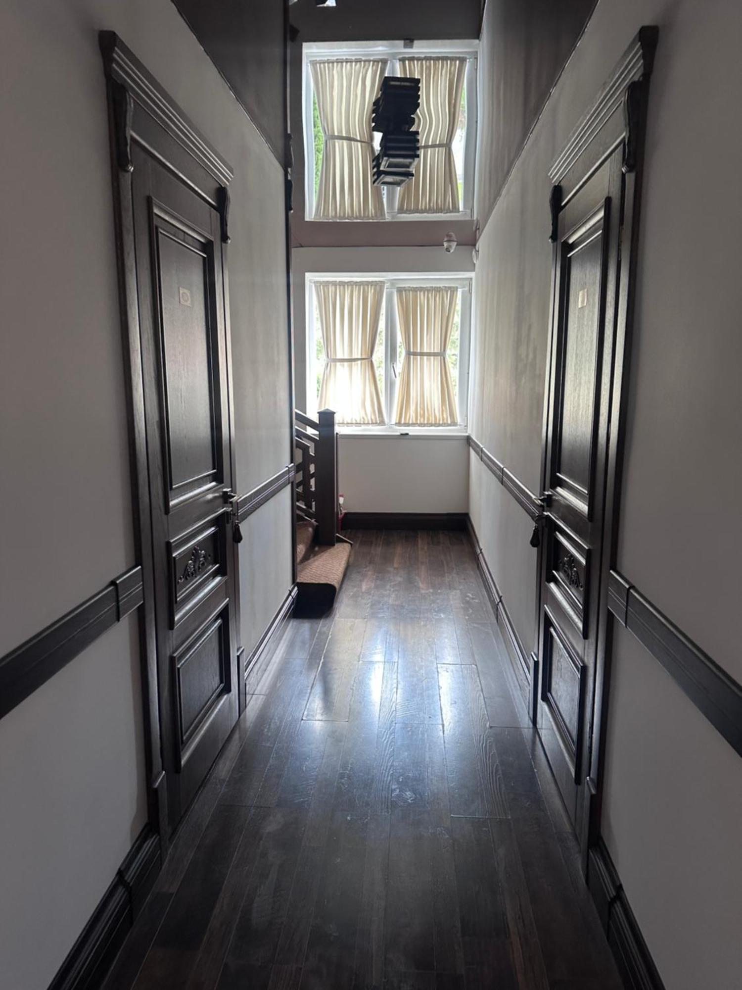 Едем Hotel Berezhany Eksteriør billede